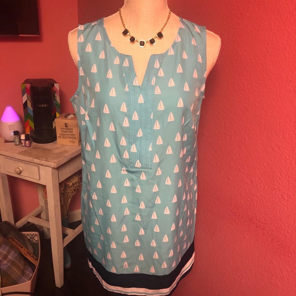 Sleeveless blouse/ tunic